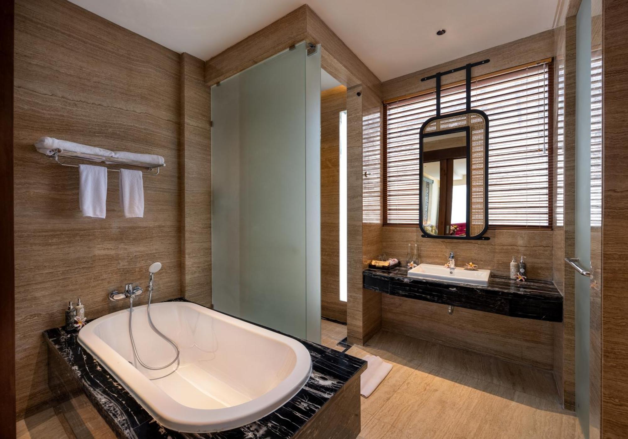 Mokko Suites Batubelig Чангу Экстерьер фото